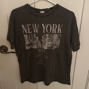 Garage Charcoal Graphic New York City  Tee, size XS